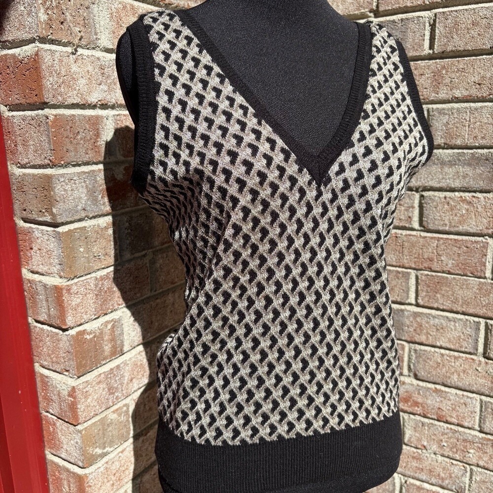 Zara Knit Women's Sweater Vest Size Medium Black Brown Geometric V-Neck‎